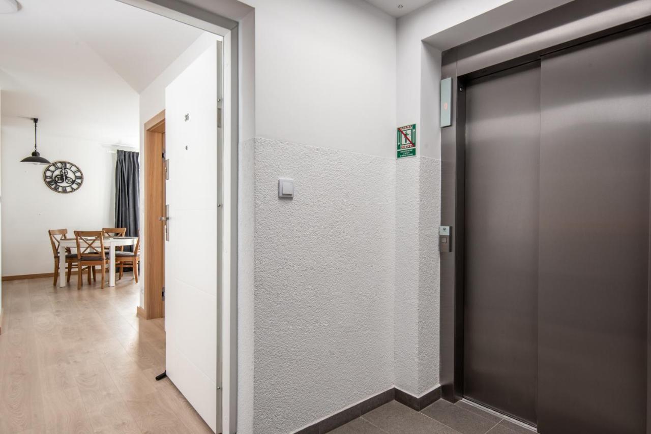 Апартаменти Apartament Marino Устроне-Морське Екстер'єр фото